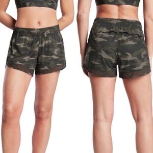 Athleta Mesh Racer Run Short 4" Olive Camo Size S